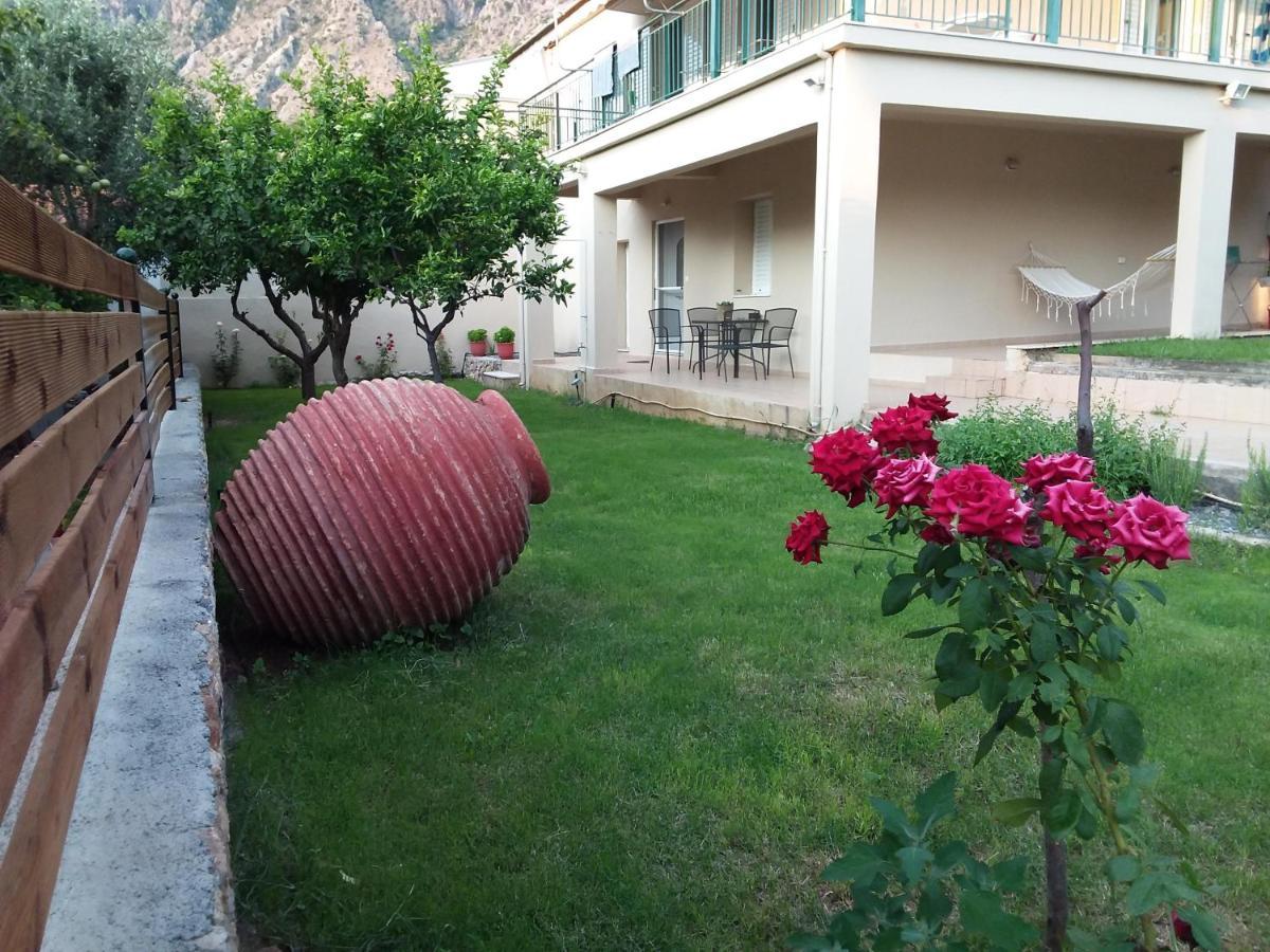 Thalassa Almyros Apartments Verga Kalamata Bagian luar foto