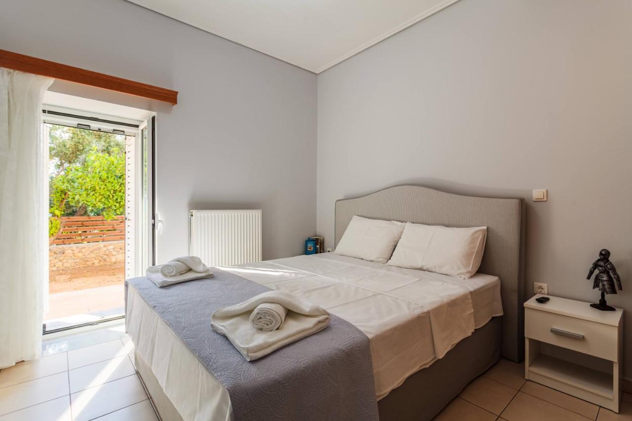 Thalassa Almyros Apartments Verga Kalamata Bagian luar foto