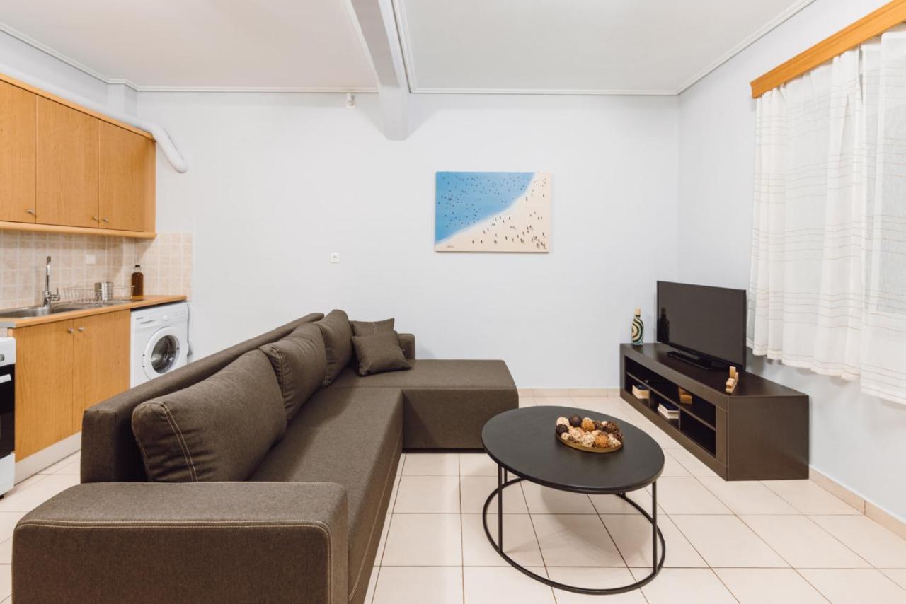 Thalassa Almyros Apartments Verga Kalamata Bagian luar foto