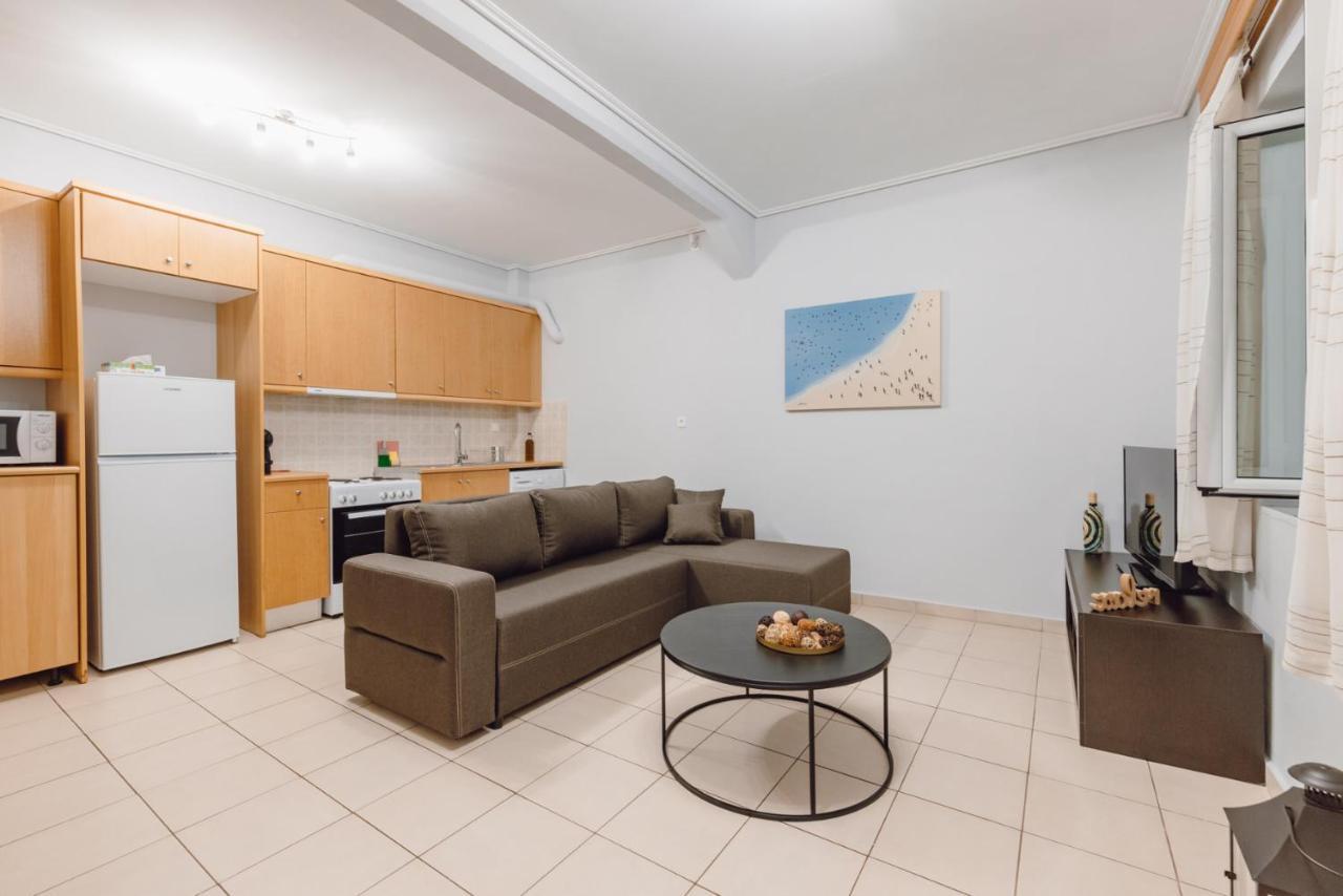 Thalassa Almyros Apartments Verga Kalamata Bagian luar foto
